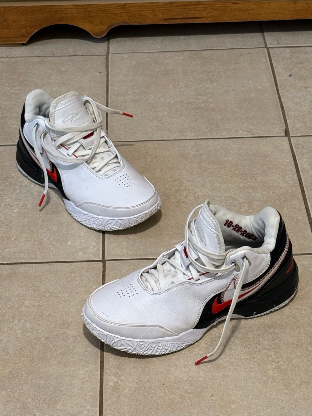 Mens Sz 9  Nike Zoom LeBron NXXT Gen AMPD First Game FJ1566-100 Red White Logo
